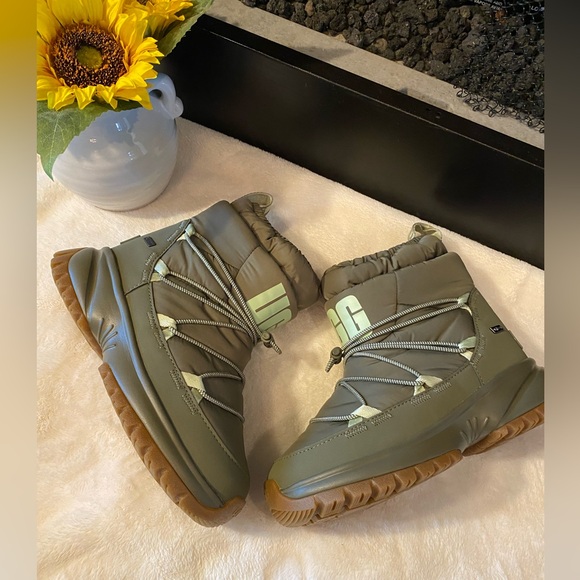 ✨NEW✨ UGG YOSE PUFFER MID BURNT OLIVE TEXTILE WATERPROOF WOMEN'S BOOTS - Picture 6 of 10